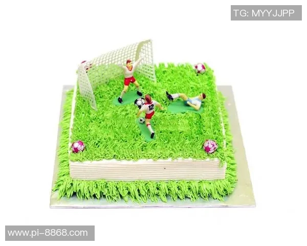 足球主题生日蛋糕定制创意设计让球迷畅享专属明星甜蜜时刻 足球主题生日蛋糕定制创意设计让球迷畅享专属明星甜蜜时刻